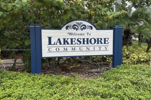 Condo in Homestead, Florida, 1 bedroom  № 1809693 - photo 1