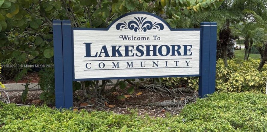 Condo in Homestead, Florida, 1 bedroom № 1809693
