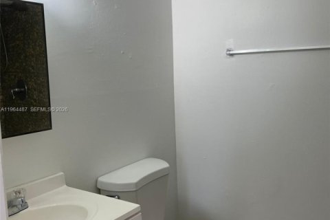 Condominio en venta en Miami, Florida, 2 dormitorios, 73.67 m2 № 2031767 - foto 5