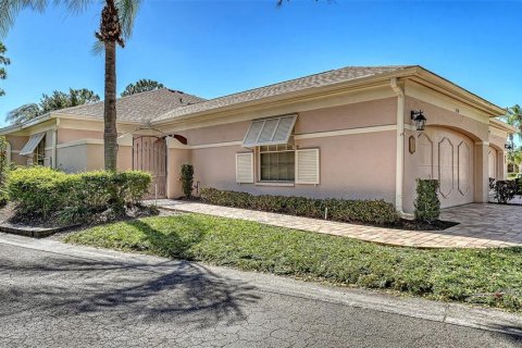House in Sarasota, Florida 3 bedrooms, 170.75 sq.m. № 2112898 - photo 4