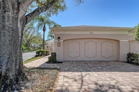 House in Sarasota, Florida 3 bedrooms, 170.75 sq.m. № 2112898 - photo 3