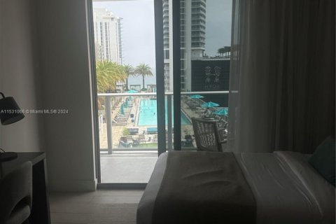 Copropriété à vendre à Hollywood, Floride: 2 chambres, 98.01 m2 № 1959928 - photo 11