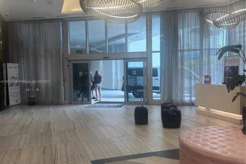 Copropriété à vendre à Hollywood, Floride: 2 chambres, 98.01 m2 № 1959928 - photo 4