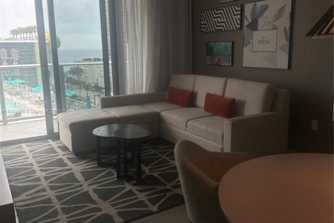 Copropriété à vendre à Hollywood, Floride: 2 chambres, 98.01 m2 № 1959928 - photo 16