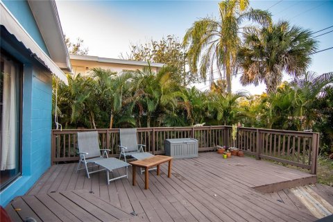 Casa en alquiler en Saint Petersburg, Florida, 3 dormitorios, 122.72 m2 № 1827917 - foto 24