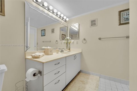 Купить кондоминиум в Санрайз, Флорида 2 спальни, 116.59м2, № 1975676 - фото 15