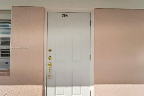 Купить кондоминиум в Санрайз, Флорида 2 спальни, 116.59м2, № 1975676 - фото 6