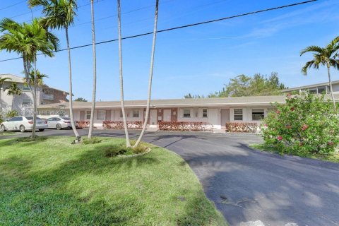 House in Hallandale Beach, Florida 2 bedrooms, 97.55 sq.m. № 1706654 - photo 2