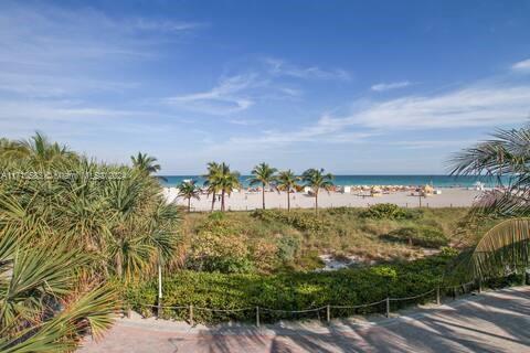 Condominio en alquiler en Miami Beach, Florida, 3 dormitorios, 132.85 m2 № 2039554 - foto 26