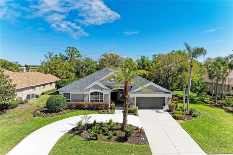 House in Parrish, Florida 4 bedrooms, 292.08 sq.m. № 2199442 - photo 3