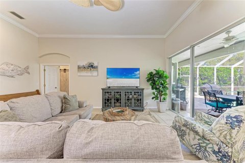 House in Parrish, Florida 4 bedrooms, 292.08 sq.m. № 2199442 - photo 11