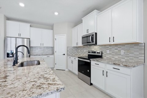House in Parrish, Florida 4 bedrooms, 189.8 sq.m. № 2149320 - photo 13