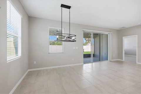House in Parrish, Florida 4 bedrooms, 189.8 sq.m. № 2149320 - photo 9