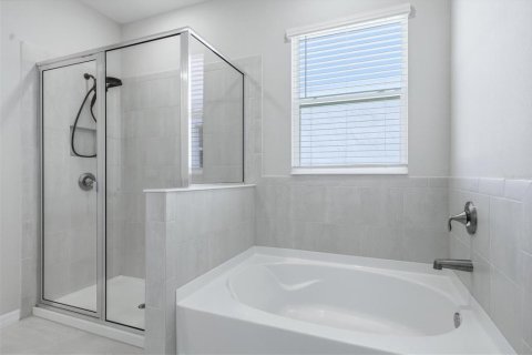 House in Parrish, Florida 4 bedrooms, 189.8 sq.m. № 2149320 - photo 17