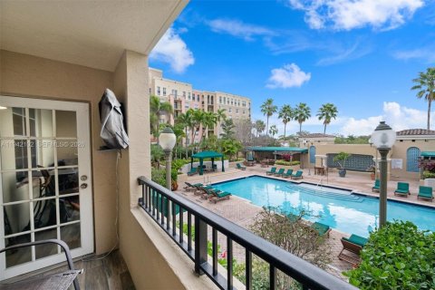 Condo in Fort Lauderdale, Florida, 2 bedrooms  № 2004260 - photo 25