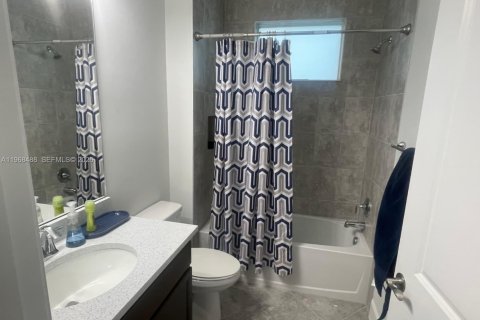 Купить виллу или дом в Уэстлейк, Флорида 3 спальни, 155.24м2, № 2040912 - фото 11