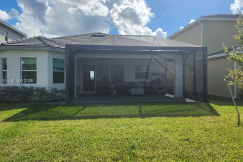 Купить виллу или дом в Уэстлейк, Флорида 3 спальни, 155.24м2, № 2040912 - фото 6