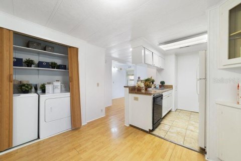 Condominio en venta en Winter Garden, Florida, 2 dormitorios, 78.04 m2 № 2142218 - foto 12