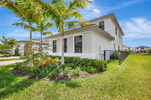 Купить виллу или дом в Мирамар, Флорида 4 спальни, 337.51м2, № 1996042 - фото 3