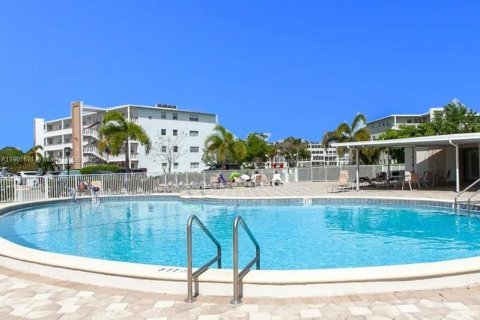 Condo in Deerfield Beach, Florida, 1 bedroom  № 1953816 - photo 10