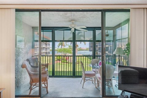 Copropriété à vendre à Indian Shores, Floride: 2 chambres, 86.86 m2 № 1717460 - photo 24