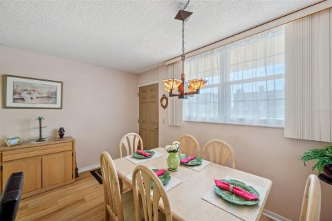Copropriété à vendre à Indian Shores, Floride: 2 chambres, 86.86 m2 № 1717460 - photo 7