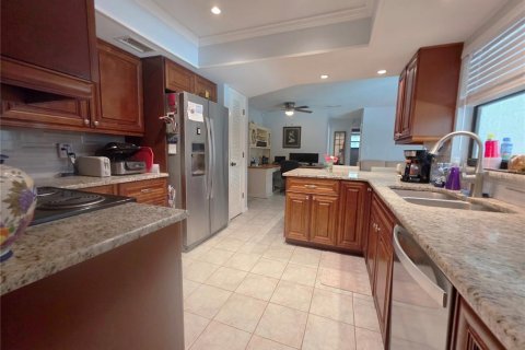 Casa en venta en Palm Harbor, Florida, 2 dormitorios, 145.39 m2 № 1851398 - foto 4