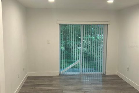 Casa en venta en Kissimmee, Florida, 3 dormitorios, 141.86 m2 № 1904301 - foto 19