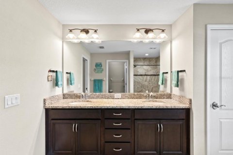 Villa ou maison à vendre à Weeki Wachee, Floride: 3 chambres, 177.26 m2 № 2148904 - photo 17