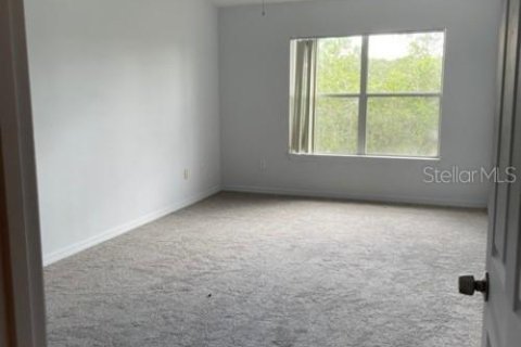 Adosado en venta en Kissimmee, Florida, 4 dormitorios, 174.66 m2 № 2093027 - foto 6