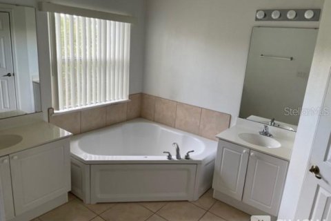 Adosado en venta en Kissimmee, Florida, 4 dormitorios, 174.66 m2 № 2093027 - foto 7