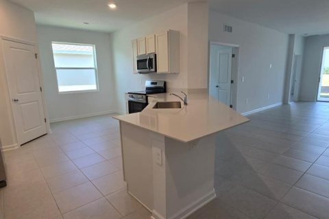 Villa ou maison à louer à Haines City, Floride: 3 chambres, 195.93 m2 № 2408449 - photo 5