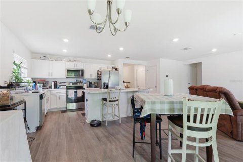 Casa en venta en Auburndale, Florida, 3 dormitorios, 142.79 m2 № 2227038 - foto 8