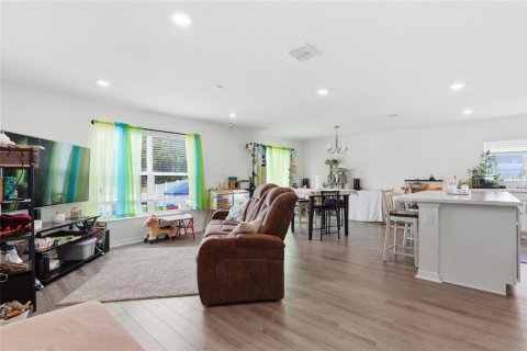 Casa en venta en Auburndale, Florida, 3 dormitorios, 142.79 m2 № 2227038 - foto 9