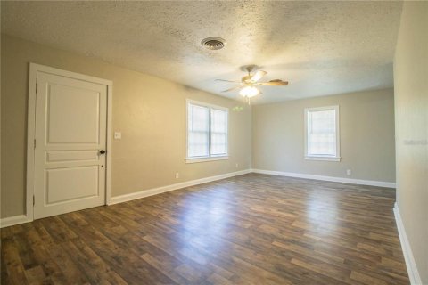 Villa ou maison à vendre à Lakeland, Floride: 3 chambres, 155.7 m2 № 2339505 - photo 6