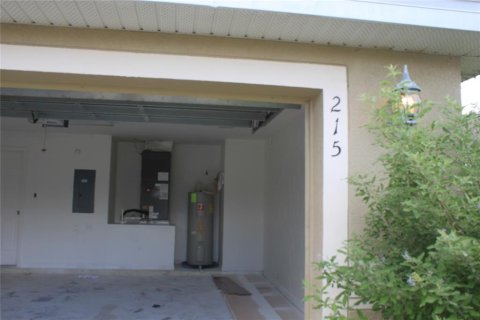 House in Kissimmee, Florida 4 bedrooms, 167.5 sq.m. № 2224777 - photo 18