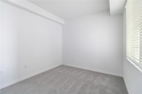 Condo in Venice, Florida, 2 bedrooms  № 1875886 - photo 13