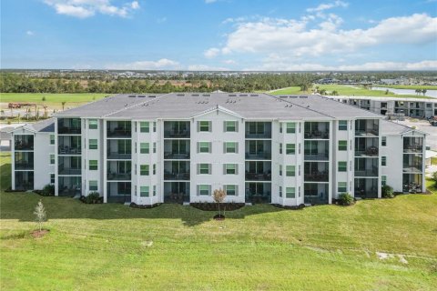 Condo in Venice, Florida, 2 bedrooms  № 1875886 - photo 27