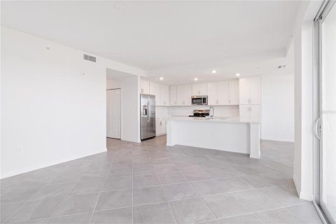 Condo in Venice, Florida, 2 bedrooms  № 1875886 - photo 12