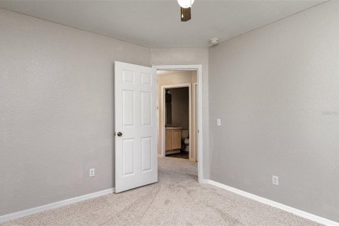 House in Lakeland, Florida 3 bedrooms, 120.4 sq.m. № 1793940 - photo 25
