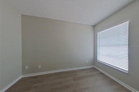 Casa en alquiler en Tampa, Florida, 4 dormitorios, 163.51 m2 № 1771803 - foto 14