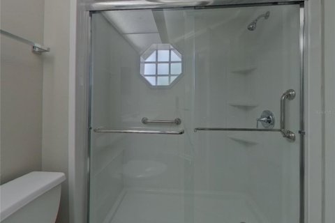 Casa en alquiler en Tampa, Florida, 4 dormitorios, 163.51 m2 № 1771803 - foto 16