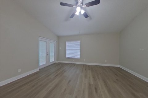 Casa en alquiler en Tampa, Florida, 4 dormitorios, 163.51 m2 № 1771803 - foto 2