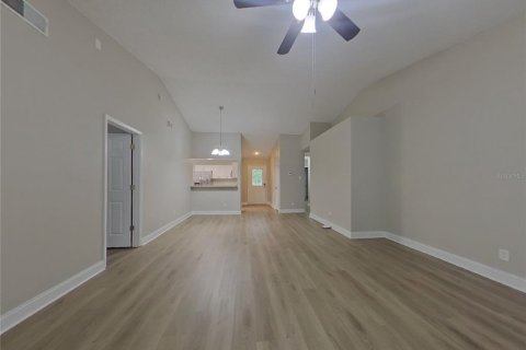 Casa en alquiler en Tampa, Florida, 4 dormitorios, 163.51 m2 № 1771803 - foto 3