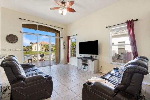 Casa en venta en Miramar, Florida, 4 dormitorios, 216.09 m2 № 1655303 - foto 7