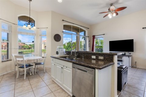Casa en venta en Miramar, Florida, 4 dormitorios, 216.09 m2 № 1655303 - foto 8