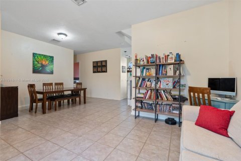 Casa en venta en Miramar, Florida, 4 dormitorios, 216.09 m2 № 1655303 - foto 15