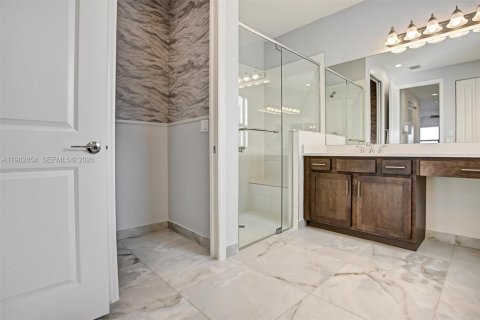 Casa en venta en Port St. Lucie, Florida, 2 dormitorios, 155.33 m2 № 2045775 - foto 16