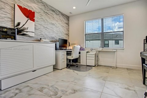 Casa en venta en Port St. Lucie, Florida, 2 dormitorios, 155.33 m2 № 2045775 - foto 8