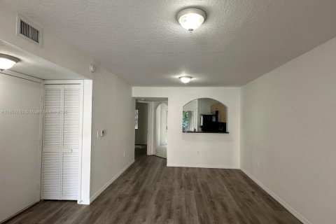 Condo in Homestead, Florida, 2 bedrooms  № 1890577 - photo 6